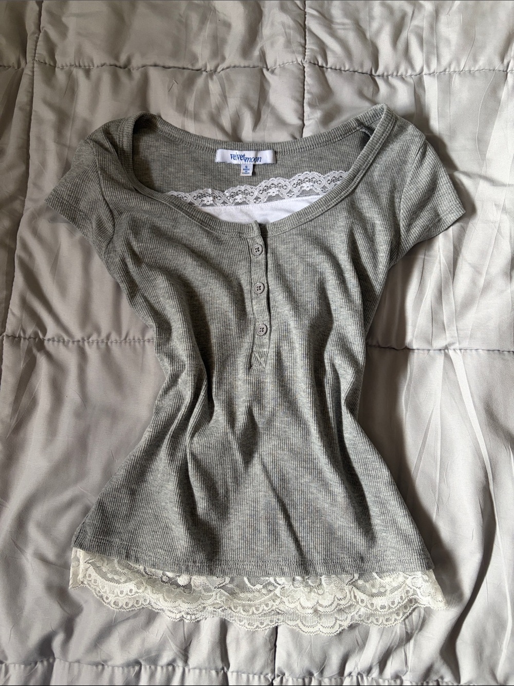 Forever 21 Gray Ribbed Lace-Hem Henley Camisole